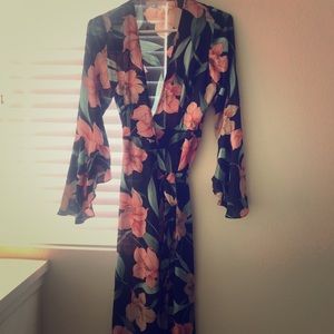 OLIVACEOUS SIZE SMALL DRESS